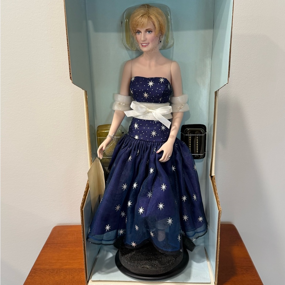 The Franklin Mint Diana Princess of Wales